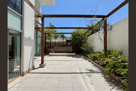 Apartamento para alugar com 85m², 2 quartos e 2 vagas Apartamento para alugar com 85m², 2 quartos e 2 vagasÁrea comum