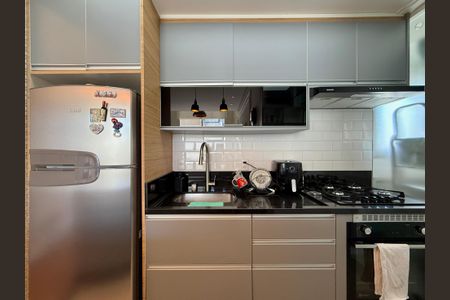 Apartamento para alugar com 85m², 2 quartos e 2 vagas Apartamento para alugar com 85m², 2 quartos e 2 vagasCozinha