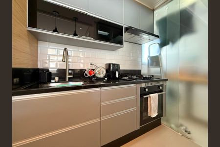 Apartamento para alugar com 85m², 2 quartos e 2 vagas Apartamento para alugar com 85m², 2 quartos e 2 vagasCozinha