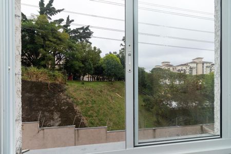 Sala vista de apartamento à venda com 2 quartos, 41m² em Sítio da Figueira, São Paulo