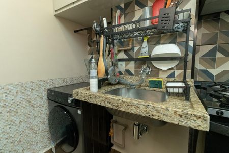 Área de Serviço de apartamento à venda com 2 quartos, 41m² em Sítio da Figueira, São Paulo
