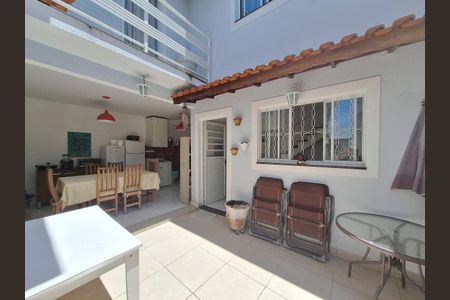 Casa para alugar com 172m², 4 quartos e 2 vagasQuintal