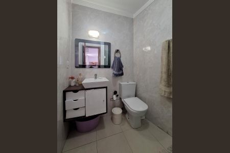 Casa para alugar com 172m², 4 quartos e 2 vagasEdícula banheiro