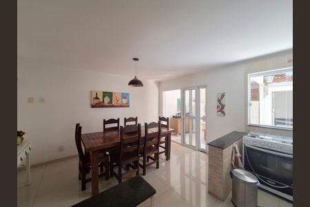 Casa para alugar com 172m², 4 quartos e 2 vagasCozinha