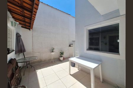 Casa para alugar com 172m², 4 quartos e 2 vagasQuintal