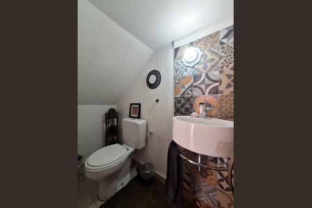 Casa para alugar com 172m², 4 quartos e 2 vagasLavabo