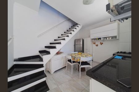 Casa para alugar com 172m², 4 quartos e 2 vagasEdicula Cozinha