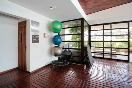 Apartamento à venda com 84m², 2 quartos e 2 vagas Apartamento à venda com 84m², 2 quartos e 2 vagasAcademia