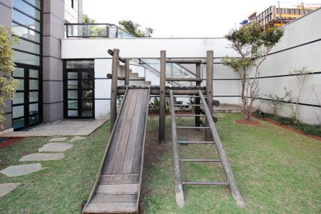 Apartamento à venda com 84m², 2 quartos e 2 vagas Apartamento à venda com 84m², 2 quartos e 2 vagasÁrea comum - Playground