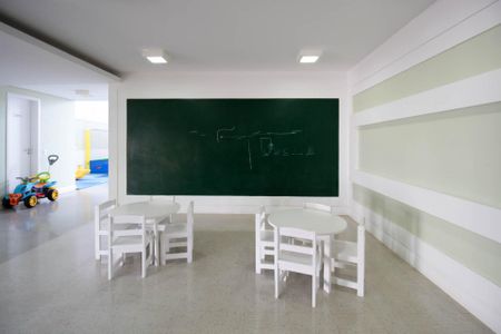 Apartamento à venda com 84m², 2 quartos e 2 vagas Apartamento à venda com 84m², 2 quartos e 2 vagasBrinquedoteca