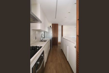 Apartamento à venda com 84m², 2 quartos e 2 vagas Apartamento à venda com 84m², 2 quartos e 2 vagasCozinha