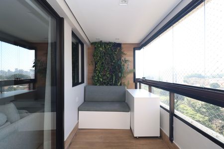 Varanda de apartamento à venda com 2 quartos, 84m² em Pinheiros, São Paulo