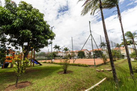 Casa de condomínio à venda com 360m², 3 quartos e 4 vagasQuadra Esportiva