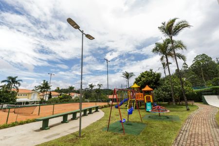 Casa de condomínio à venda com 360m², 3 quartos e 4 vagasÁrea comum - Playground
