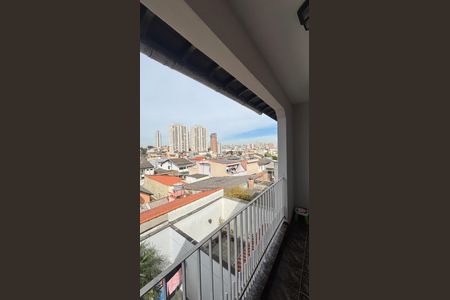 Casa à venda com 250m², 3 quartos e 6 vagas Casa à venda com 250m², 3 quartos e 6 vagasQuarto 2 Varanda