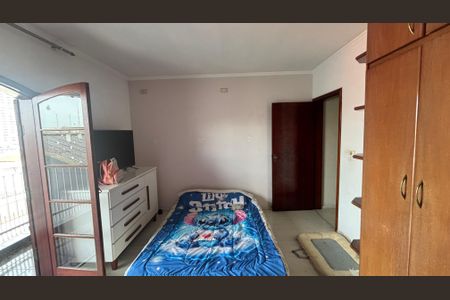 Casa à venda com 250m², 3 quartos e 6 vagas Casa à venda com 250m², 3 quartos e 6 vagasQuarto 2