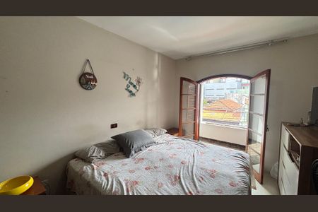 Casa à venda com 250m², 3 quartos e 6 vagas Casa à venda com 250m², 3 quartos e 6 vagasSuite