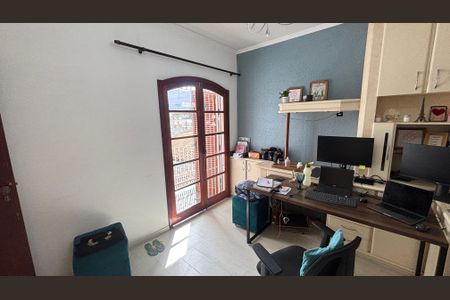 Casa à venda com 250m², 3 quartos e 6 vagas Casa à venda com 250m², 3 quartos e 6 vagasQuarto 1