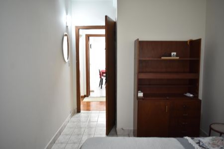 Casa à venda com 180m², 4 quartos e 2 vagasSuíte