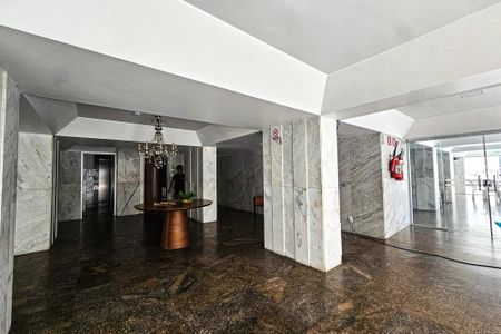 Apartamento para alugar com 160m², 4 quartos e 2 vagas Apartamento para alugar com 160m², 4 quartos e 2 vagasÁrea comum