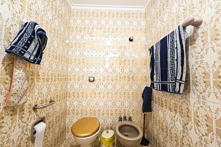 Apartamento para alugar com 160m², 4 quartos e 2 vagas Apartamento para alugar com 160m², 4 quartos e 2 vagasBanheiro da Suíte