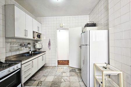 Apartamento para alugar com 160m², 4 quartos e 2 vagas Apartamento para alugar com 160m², 4 quartos e 2 vagasCozinha