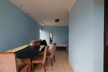 Casa para alugar com 168m², 3 quartos e 2 vagasSuíte 2