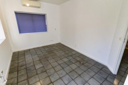 Sala 2 de casa para alugar com 3 quartos, 335m² em Jardim Leonor, São Paulo