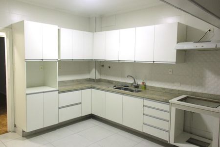 Apartamento para alugar com 148m², 3 quartos e 1 vagaCozinha