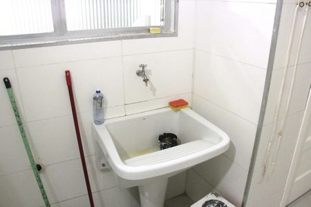 Apartamento para alugar com 148m², 3 quartos e 1 vagaÁrea de Serviço