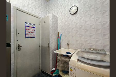 Apartamento à venda com 80m², 2 quartos e 1 vaga Apartamento à venda com 80m², 2 quartos e 1 vagaCozinha e Área de Serviço