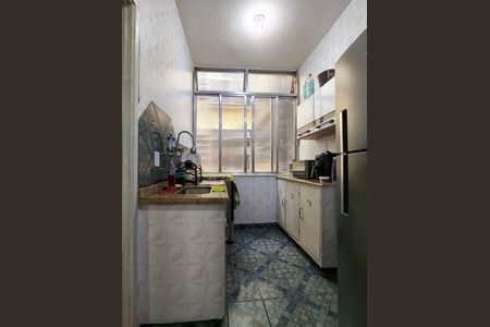 Apartamento à venda com 80m², 2 quartos e 1 vaga Apartamento à venda com 80m², 2 quartos e 1 vagaCozinha e Área de Serviço