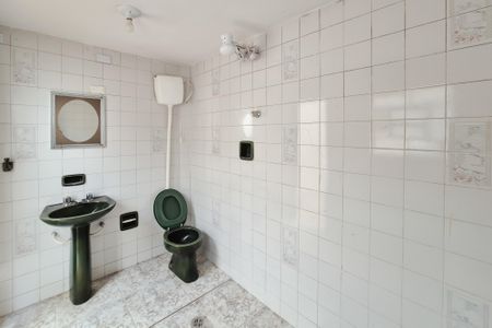 Casa à venda com 93m², 2 quartos e 1 vaga Casa à venda com 93m², 2 quartos e 1 vagaBanheiro de serviço