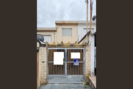 Casa à venda com 93m², 2 quartos e 1 vaga Casa à venda com 93m², 2 quartos e 1 vagaFachada