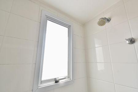 Apartamento para alugar com 68m², 2 quartos e 1 vaga Apartamento para alugar com 68m², 2 quartos e 1 vagaBanheiro da suíte 1