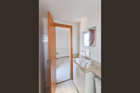 Apartamento para alugar com 68m², 2 quartos e 1 vaga Apartamento para alugar com 68m², 2 quartos e 1 vagaBanheiro da suíte 2