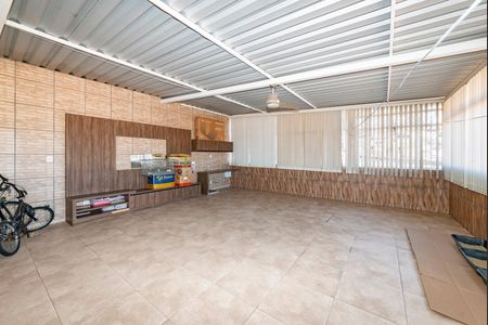 Casa à venda com 168m², 2 quartos e sem vagaVaranda