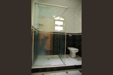 Casa à venda com 225m², 4 quartos e 2 vagasBanheiro Social