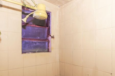 Banheiro de casa para alugar com 1 quarto, 35m² em Pompeia, São Paulo