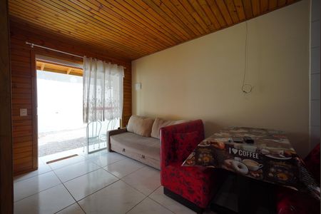 Sala de casa para alugar com 2 quartos, 60m² em São João do Rio Vermelho, Florianópolis