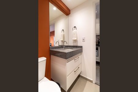 Studio à venda com 30m², 1 quarto e sem vaga Studio à venda com 30m², 1 quarto e sem vagaBanheiro