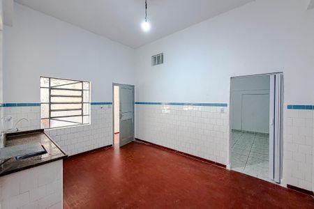 Casa à venda com 280m², 2 quartos e 2 vagasCozinha
