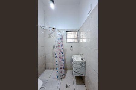 Casa à venda com 280m², 2 quartos e 2 vagasBanheiro