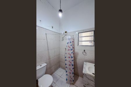 Casa à venda com 280m², 2 quartos e 2 vagasBanheiro