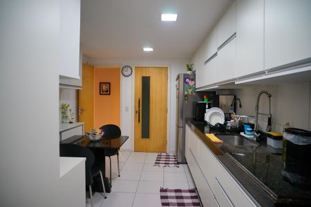 Apartamento à venda com 170m², 3 quartos e 3 vagasCozinha