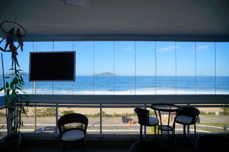 Apartamento à venda com 170m², 3 quartos e 3 vagasVista do Quarto 2