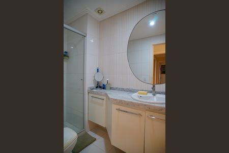 Apartamento à venda com 170m², 3 quartos e 3 vagasBanheiro do Quarto 1