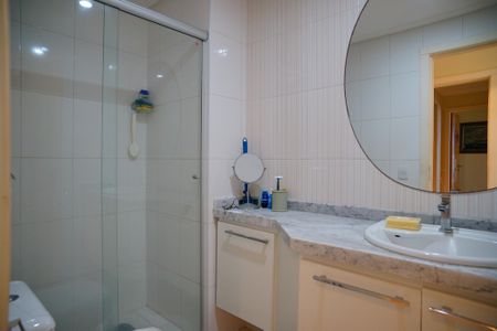 Apartamento à venda com 170m², 3 quartos e 3 vagasBanheiro do Quarto 1