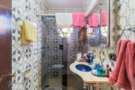 Casa à venda com 270m², 3 quartos e 2 vagas Casa à venda com 270m², 3 quartos e 2 vagasBanheiro da Suíte