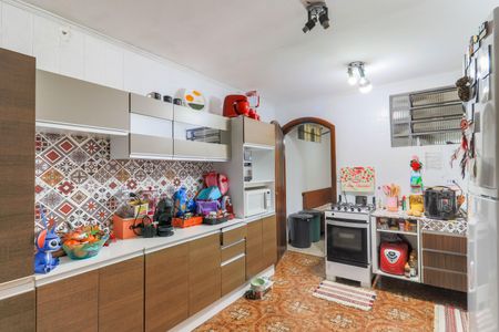 Casa à venda com 270m², 3 quartos e 2 vagas Casa à venda com 270m², 3 quartos e 2 vagasCozinha